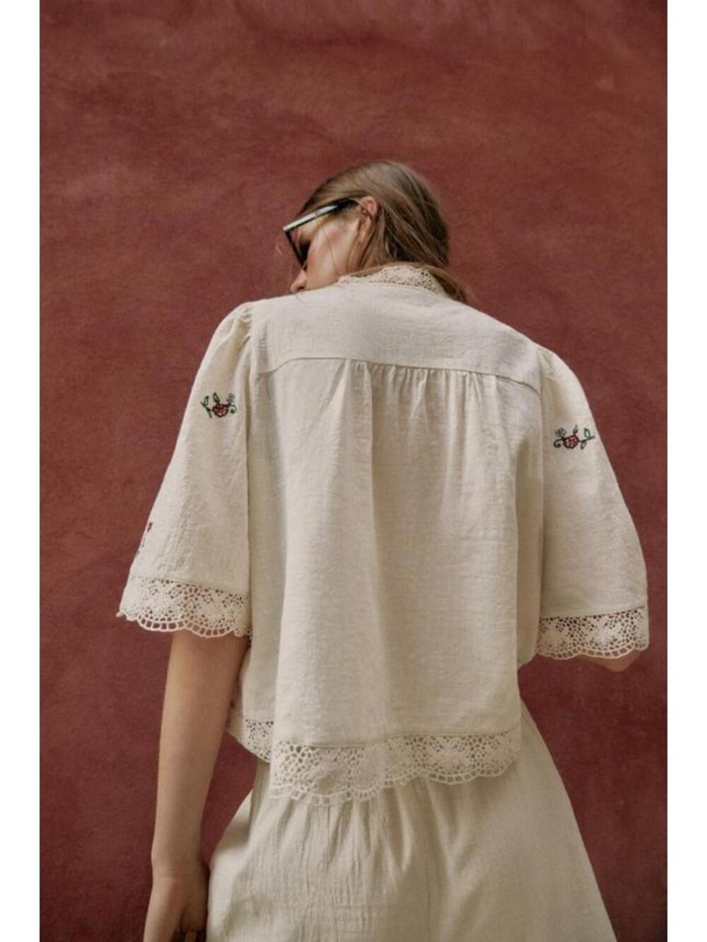 ZARA EMBROIDERED FLORAL TOP - Picture 7 of 9